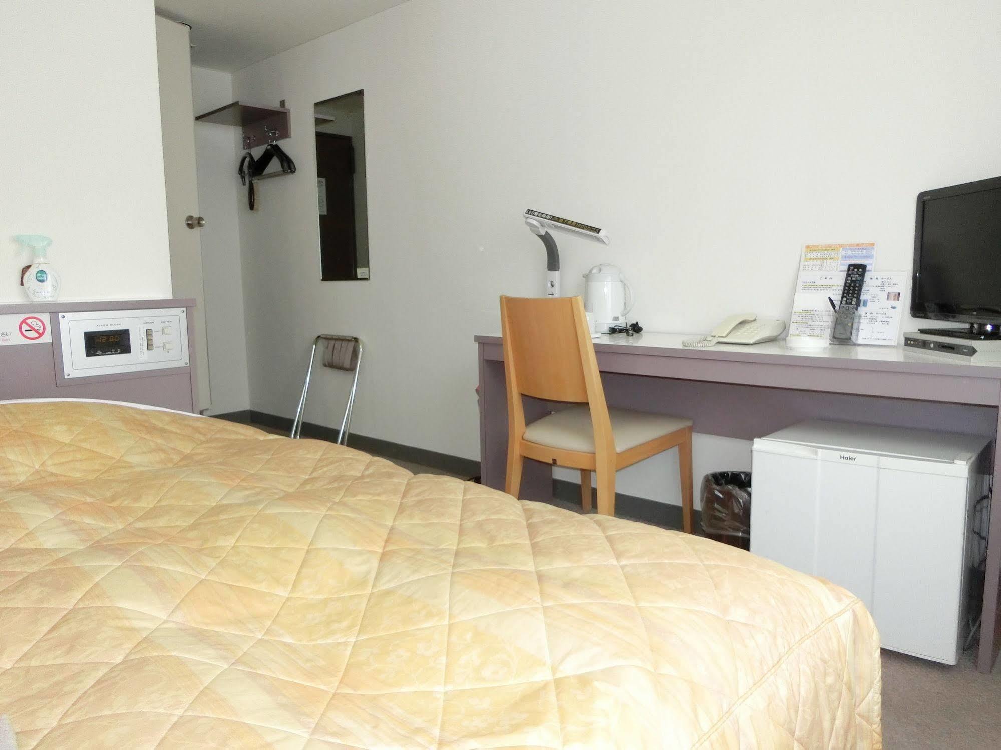 Orange Inn Sendaihigashi Buitenkant foto